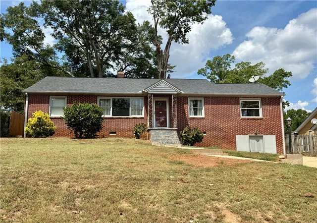 1st image of 27 Gilmer Dr, Anderson, SC 29621 | MLS# 20305629