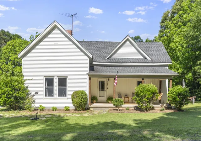 1st image of 126 Park Ave, Westminster, SC 29693 | MLS# 20305638