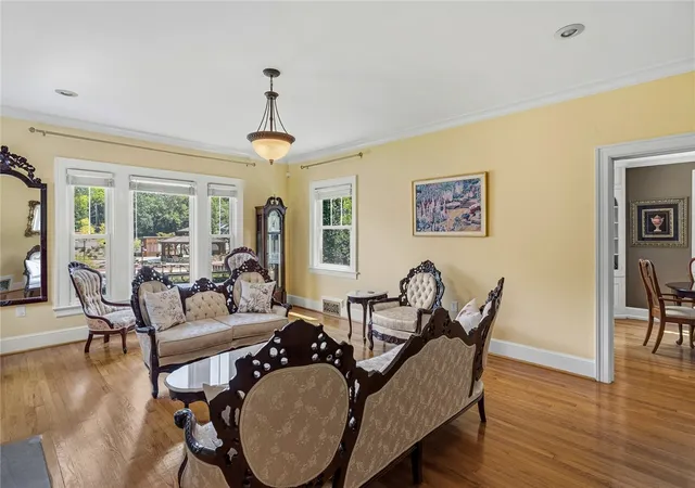 Photo 4 of Single family home for sale at 1819 Club Dr, Anderson, SC 29625 | MLS# 20305644 | Listing updated on 2026-10-24