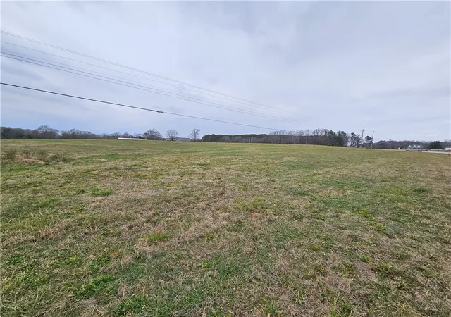4th image of 25 W Oak Hwy, Townville, SC 29689 | MLS# 20305650