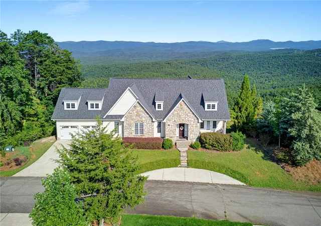 Single family home for sale at 283 Jocassee Ridge Way, Salem, SC 29676 | MLS# 20305148