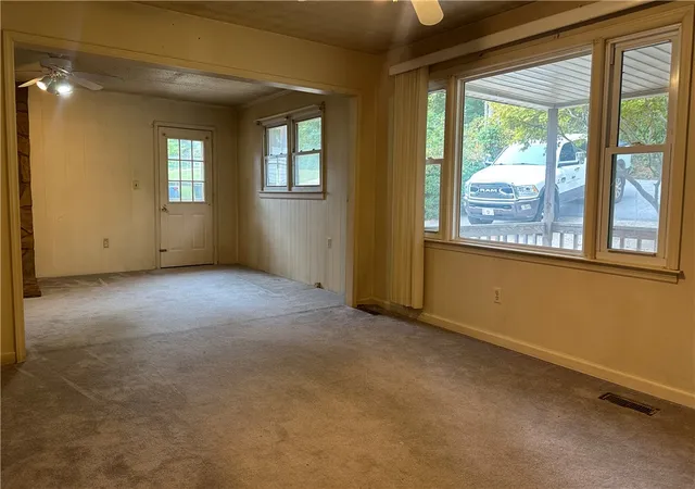 Photo 4 of Single family home for sale at 202 Tramrod Trl, Travelers Rest, SC 29690 | MLS# 20305678 | Listing updated on 2026-10-10