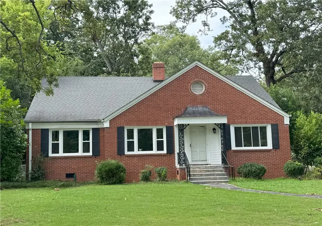 Photo 2 of Single family home for sale at 212 Whitehall Rd, Anderson, SC 29625 | MLS# 20305679 | Listing updated on 2026-09-17