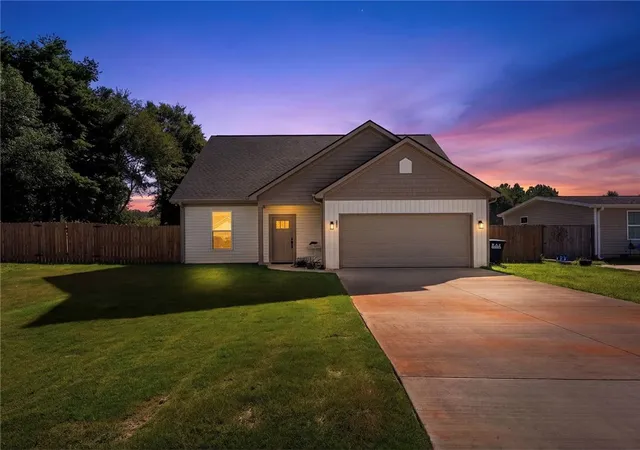 Photo 1 of Single family home for sale at 102 Turkey Trot Rd, Williamston, SC 29697 | MLS# 20305554 | Listing updated on 2026-09-22