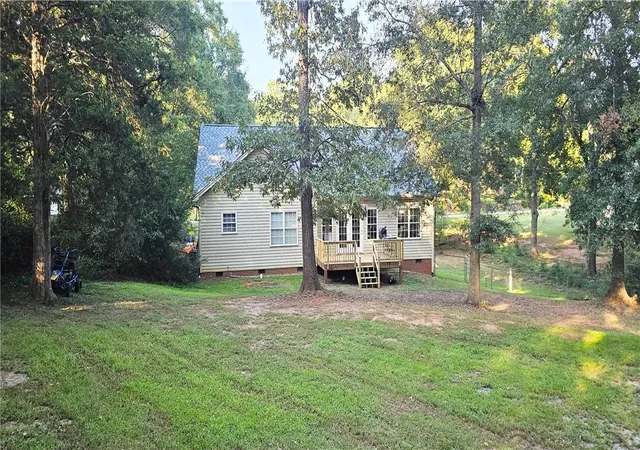 Photo 3 of Single family home for sale at 108 Wild Oak Run, Anderson, SC 29625 | MLS# 20305674 | Listing updated on 2026-09-01
