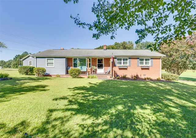 Photo 1 of Single family home for sale at 3309 Earls Brg Rd, Easley, SC 29640 | MLS# 20305694 | Listing updated on 2026-09-01