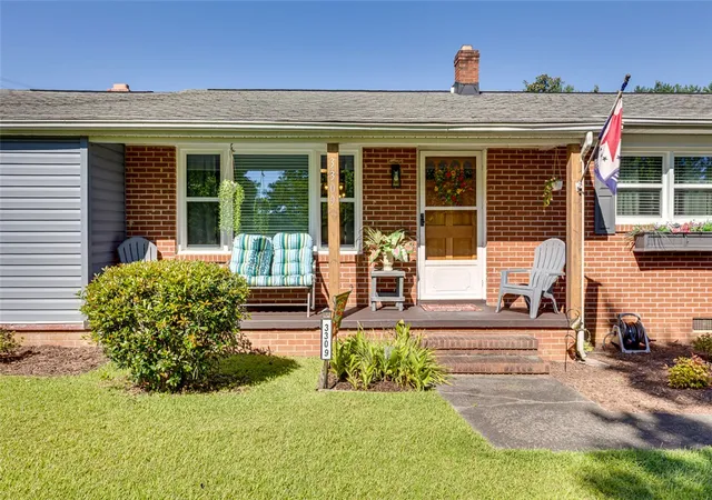 Photo 3 of Single family home for sale at 3309 Earls Brg Rd, Easley, SC 29640 | MLS# 20305694 | Listing updated on 2026-09-01