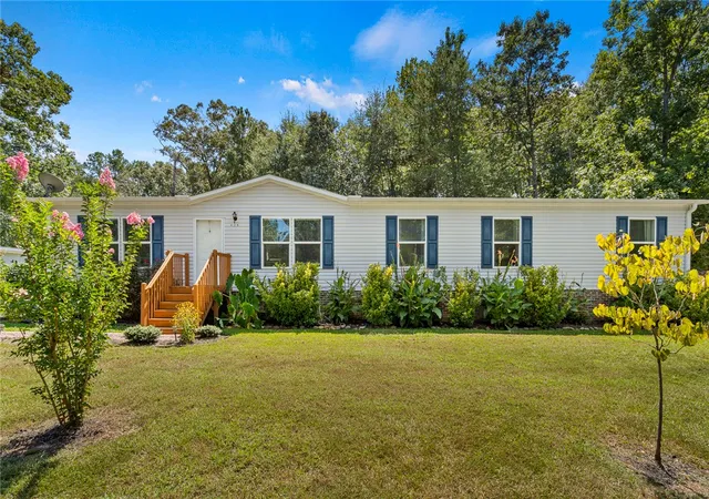 Photo 1 of Manufactured home for sale at 429 Gibson Rd, Anderson, SC 29625 | MLS# 20305604 | Listing updated on 2026-09-18