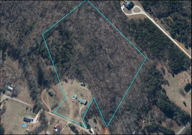 Photo 4 of Manufactured home for sale at 311 Holly Branch Rd, Westminster, SC 29693 | MLS# 20304719 | Listing updated on 2026-09-03