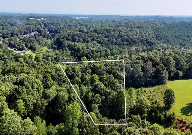 Photo 1 of Land for sale at Lot 17 Sunset Ridge/ Paramount Dr, Seneca, SC 29678 | MLS# 20305698 | Listing updated on 2026-09-02