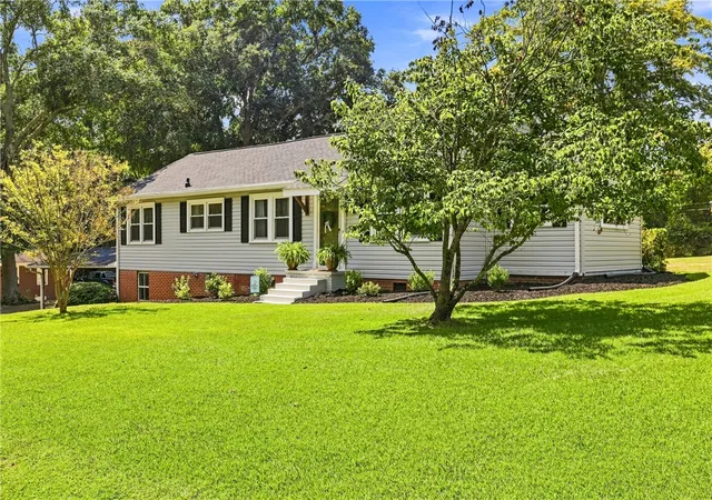 Photo 3 of Sale Pending at 103 Horton Ave, Belton, SC 29627 | MLS# 20305471 | Listing updated on 2026-09-15