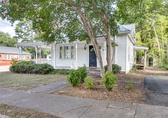 Photo 3 of Single family home for sale at 301 Cater St, Anderson, SC 29621 | MLS# 20305551 | Listing updated on 2026-09-11