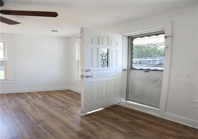 Photo 4 of Single family home for sale at 219 Dickson St, Westminster, SC 29693 | MLS# 20305796 | Listing updated on 2026-09-11
