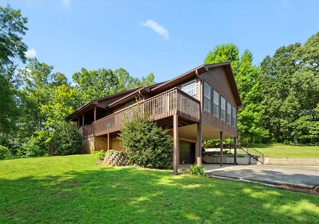 Photo 2 of Single family home for sale at 147 Cedar Hl Ln #147, Westminster, SC 29693 | MLS# 20305297 | Listing updated on 2026-09-04