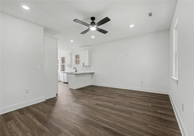 Photo 4 of Sale Pending at 152 Quail Holw Cir, Westminster, SC 29693 | MLS# 20305810 | Listing updated on 2026-09-04