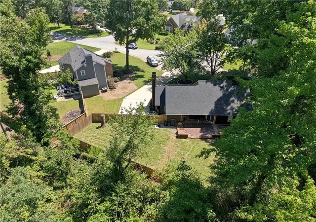 Photo 27 of Single family home for sale at 402 Mccrary Ct, Simpsonville, SC 29681 | MLS# 20305573 | Listing updated on 2026-10-27