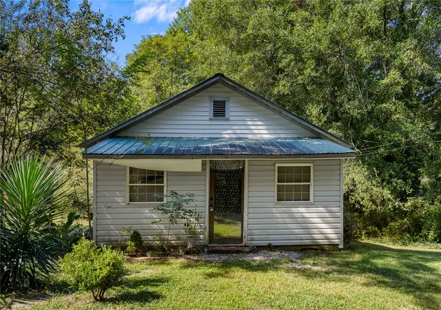 Photo 1 of Single family home for sale at 7 Anderson Ave, Westminster, SC 29693 | MLS# 20305690 | Listing updated on 2026-09-03