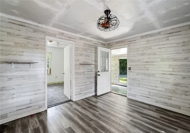Photo 4 of Single family home for sale at 7 Anderson Ave, Westminster, SC 29693 | MLS# 20305690 | Listing updated on 2026-09-03