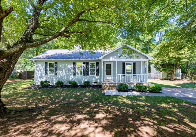 Photo 1 of Single family home for sale at 49 Charterhouse Ave, Piedmont, SC 29673 | MLS# 20305835 | Listing updated on 2026-09-10