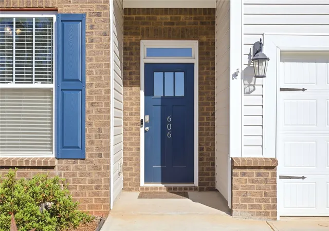 Photo 3 of Single family home for sale at 606 Fern Holw Trl, Anderson, SC 29621 | MLS# 20305823 | Listing updated on 2026-10-14