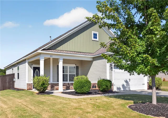 Photo 1 of Single family home for sale at 215 Press Way, Pendleton, SC 29670 | MLS# 20305850 | Listing updated on 2026-09-04