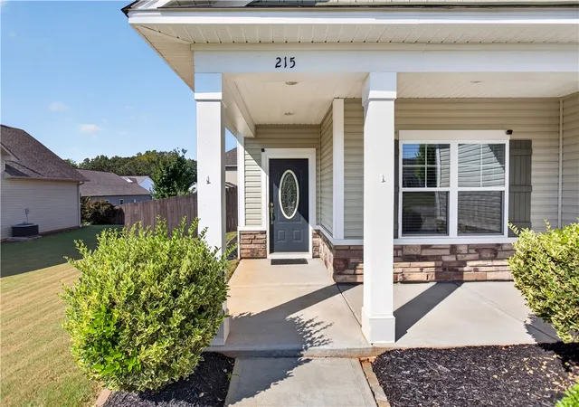 Photo 3 of Single family home for sale at 215 Press Way, Pendleton, SC 29670 | MLS# 20305850 | Listing updated on 2026-09-04