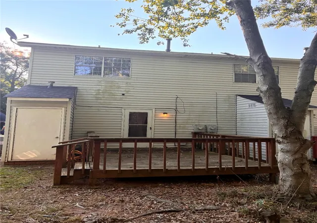 Photo 3 of Townhouse for sale at 105 Paul Revere Trl, Anderson, SC 29621 | MLS# 20305860 | Listing updated on 2026-09-17