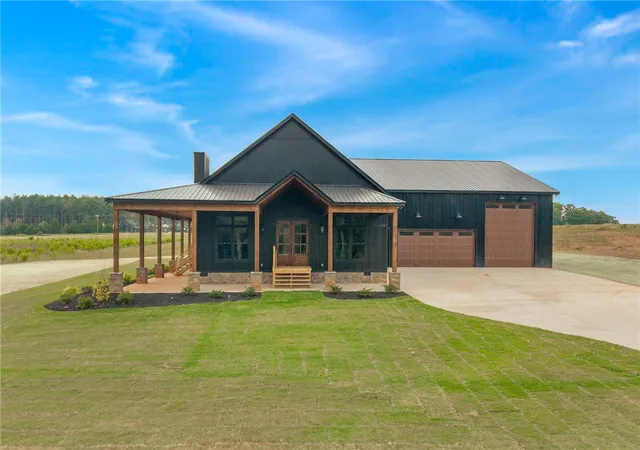 Single family home for sale at 384 Jim Smith Rd, Pendleton, SC 29670 | MLS# 20305858