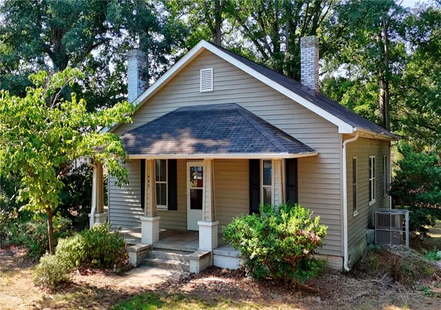 Photo 1 of Sale Pending at 403 Lewis St, Anderson, SC 29624 | MLS# 20305869 | Listing updated on 2026-09-19