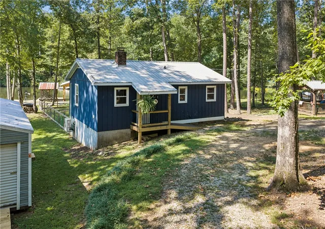Single family home for sale at 307 Bonner Rd, Mountain Rest, SC 29664 | MLS# 20305756