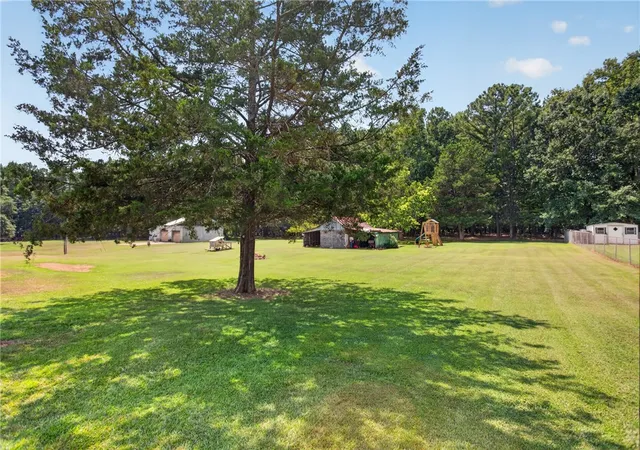 Photo 4 of Single family home for sale at 242 Sherwood Dr, Belton, SC 29627 | MLS# 20305722 | Listing updated on 2026-09-17