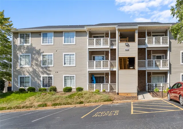 Photo 1 of Condo for sale at 220 Elm St #223, Clemson, SC 29631 | MLS# 20305737 | Listing updated on 2026-09-04