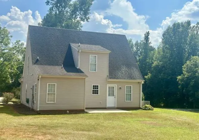 Photo 3 of Single family home for sale at 117 Bertha Dr, Anderson, SC 29625 | MLS# 20305885 | Listing updated on 2026-09-05