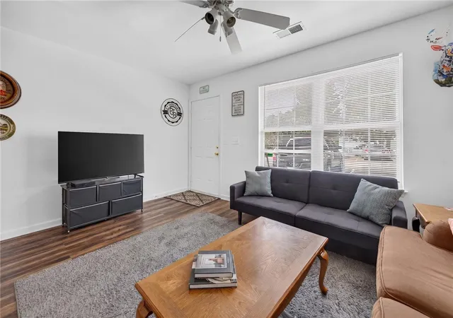 Photo 3 of Townhouse for sale at 215 E Campus Dr, Central, SC 29630 | MLS# 20305879 | Listing updated on 2026-10-19