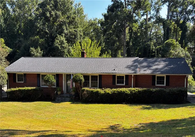 Photo 1 of Single family home for sale at 2802 Little Crk Dr, Anderson, SC 29621 | MLS# 20305824 | Listing updated on 2026-09-07