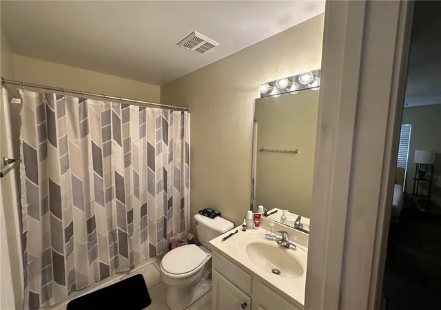 Listing Photo 2 - Condo for sale in building located at 833 Old Greenville Hwy, Clemson, SC 29631 - Unit #Unit 613