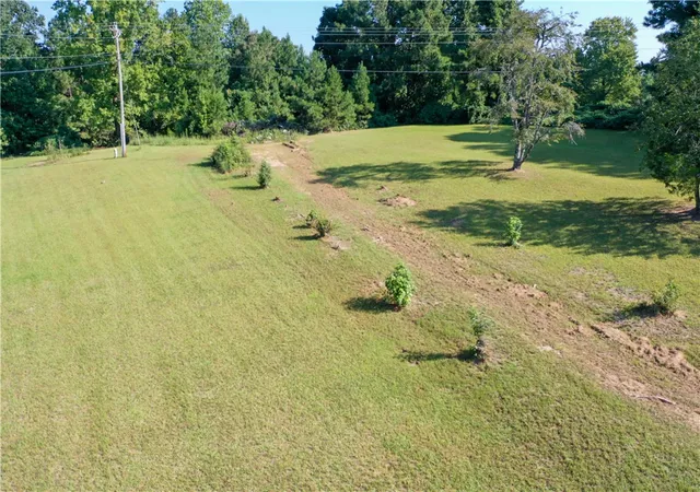 Photo 4 of House for sale at 876 Flat Shls Rd, Walhalla, SC 29691 | MLS# 20305904 | Listing updated on 2026-09-11