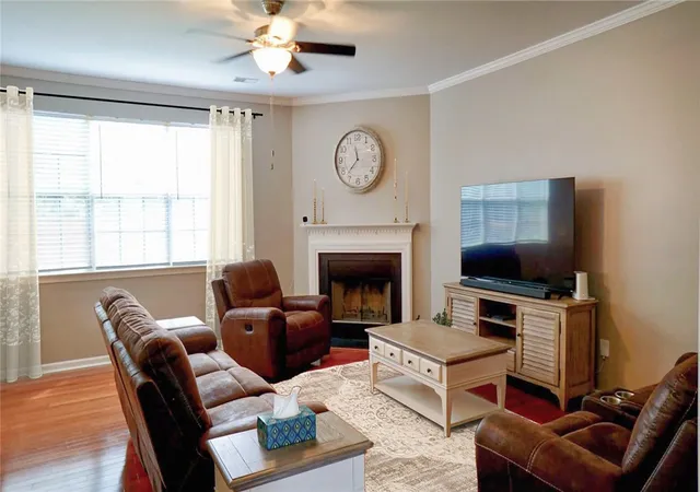 Photo 3 of Single family home for sale at 5 Placid Fls Ct, Simpsonville, SC 29681 | MLS# 20305914 | Listing updated on 2026-09-07