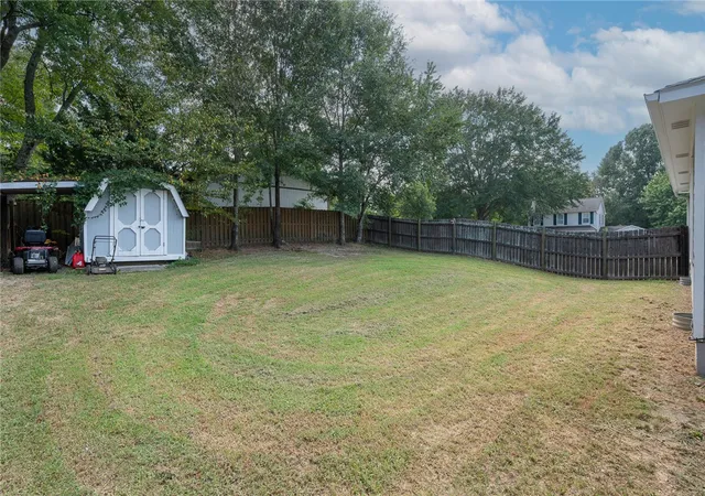 Photo 24 of Single family home for sale at 10 Meadowview Dr, Taylors, SC 29687 | MLS# 20305870 | Listing updated on 2026-09-10