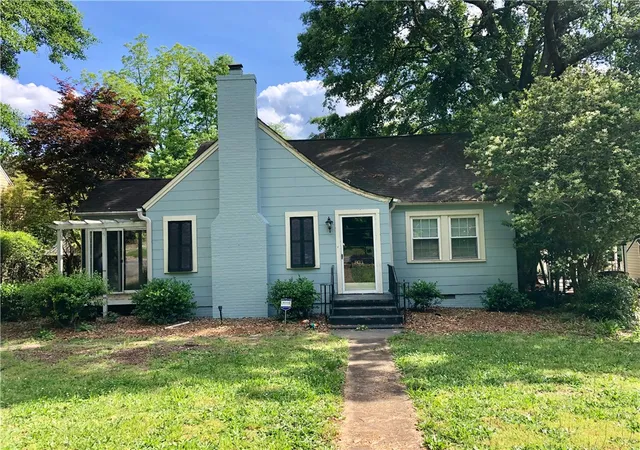 Photo 1 of Single family home for sale at 803 Glenwood Ave, Anderson, SC 29625 | MLS# 20305956 | Listing updated on 2026-09-09