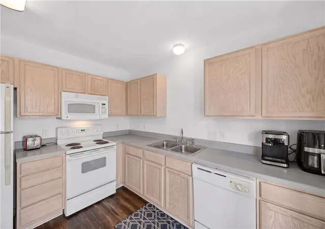 Photo 3 of Townhouse for sale at 116 E University Village Dr, Central, SC 29630 | MLS# 20305934 | Listing updated on 2026-09-08