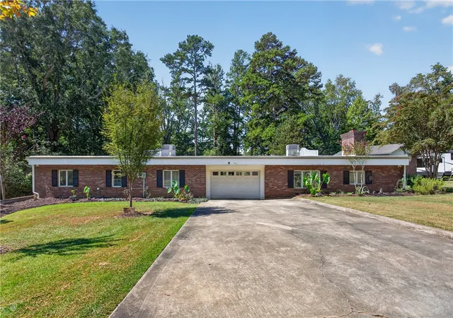 Photo 1 of Single family home for sale at 103 Pine Knoll Rd, Fair Play, SC 29643 | MLS# 20305849 | Listing updated on 2026-09-15