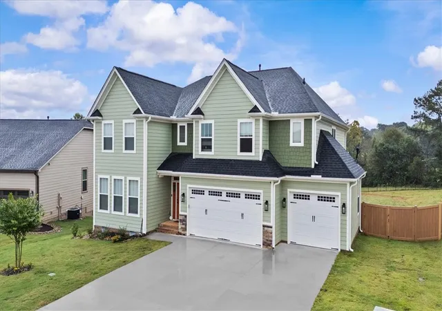 Photo 2 of Single family home for sale at 1321 Wellton Pl, Campobello, SC 29322 | MLS# 20305953 | Listing updated on 2026-09-21