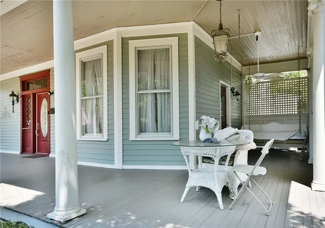 Photo 4 of Sale Pending at 902 W Market St, Anderson, SC 29624 | MLS# 20305762 | Listing updated on 2026-09-17