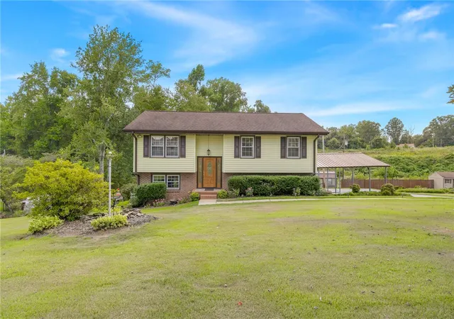 Photo 1 of Single family home for sale at 110 Earl St, Pickens, SC 29671 | MLS# 20305960 | Listing updated on 2026-09-08