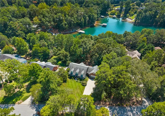 Photo 50 of Single family home for sale at 123 Pinnacle Pointe Dr, Seneca, SC 29672 | MLS# 20305129 | Listing updated on 2026-10-15
