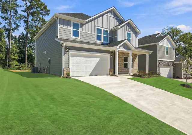 Photo 2 of Single family home for sale at 113 Swan Grv Trl, Fountain Inn, SC 29644 | MLS# 20305416 | Listing updated on 2026-10-20