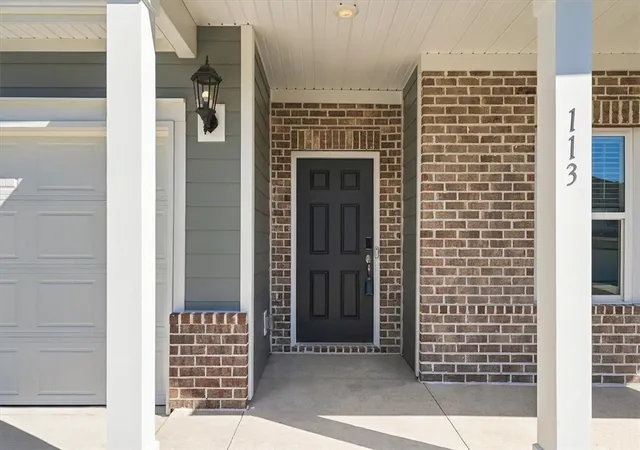Photo 3 of Single family home for sale at 113 Swan Grv Trl, Fountain Inn, SC 29644 | MLS# 20305416 | Listing updated on 2026-10-20