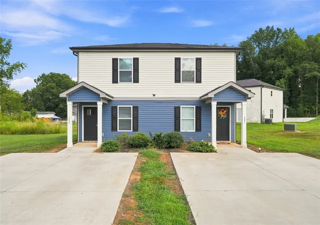 Photo 1 of Single family home for sale at 121 Rubin Ave, Anderson, SC 29624 | MLS# 20305980 | Listing updated on 2026-09-08