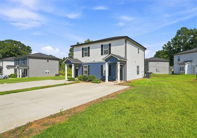 Photo 3 of Single family home for sale at 121 Rubin Ave, Anderson, SC 29624 | MLS# 20305980 | Listing updated on 2026-09-08